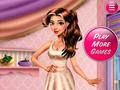 Joc Tris Homecoming Dolly Dressup en línia