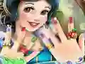 Joc Snow White Nails en línia