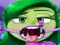 Joc Inside Out Disgust Throat Surgery en línia