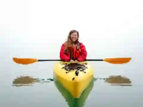 Joc Kayak Kayaking Lake Jigsaw en línia