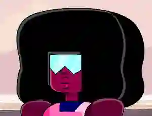 Joc Steven Universe Crystal Gem Garnet Dress Up en línia