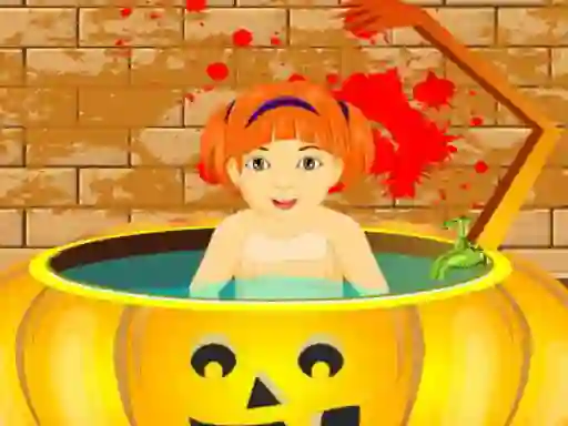 Joc Little Baby Halloween Bathing en línia