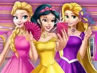 Joc Princesses At Masquerade en línia