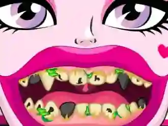 Joc Draculaura Bad Teeth en línia